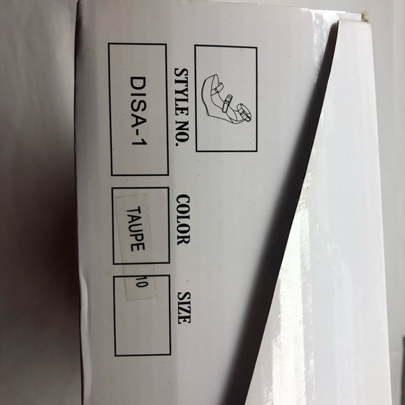 KAYLEEN By Los Angeles Women's size 10 taupe/beige with gold plates 5” Wedges - Picture 15 of 16